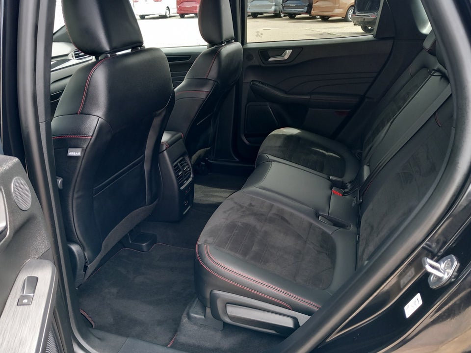 Ford Kuga 2,5 PHEV ST-Line X CVT 5d