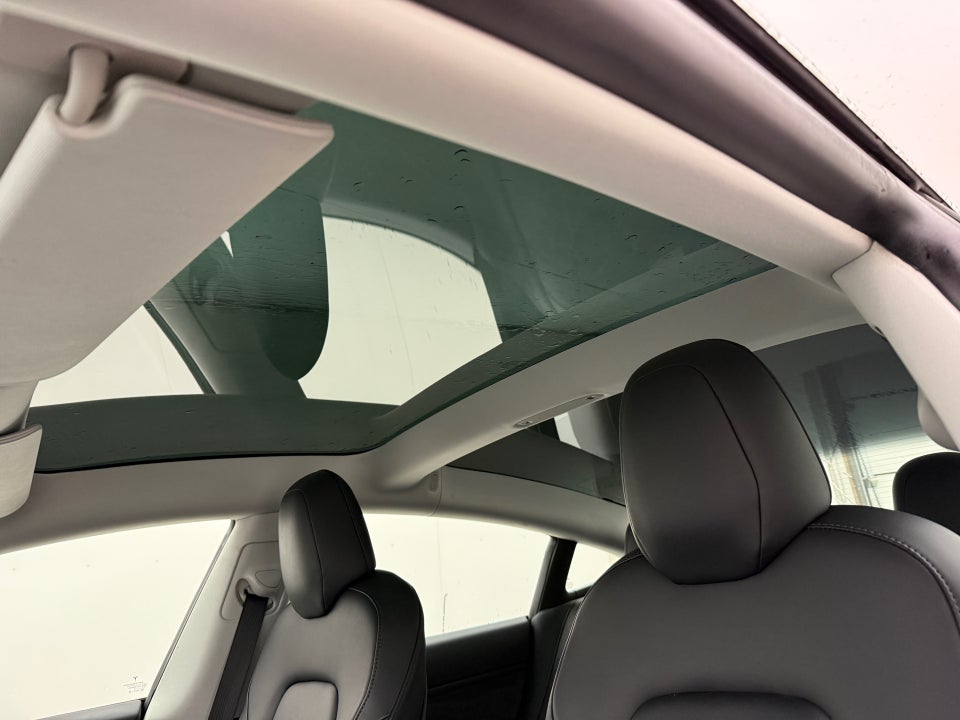 Tesla Model 3 Long Range AWD 4d