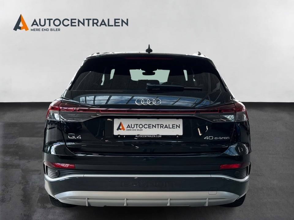 Audi Q4 e-tron 40 S-line 5d