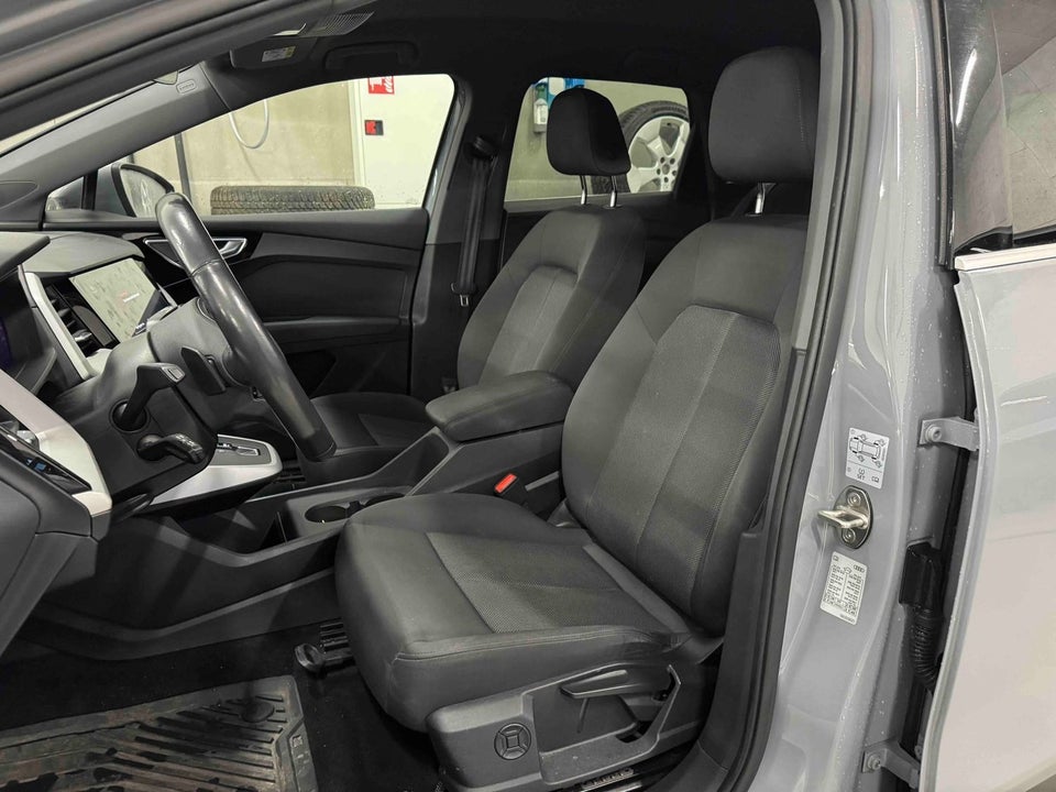 Audi Q4 e-tron 40 Advanced 5d