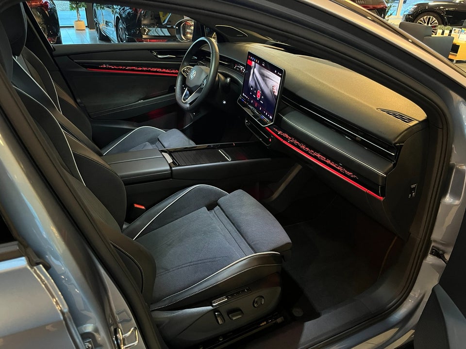 VW ID.7 77 Style Tourer 5d