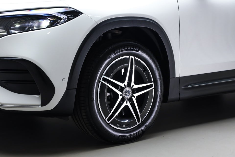Mercedes EQB250+ AMG Advance 5d