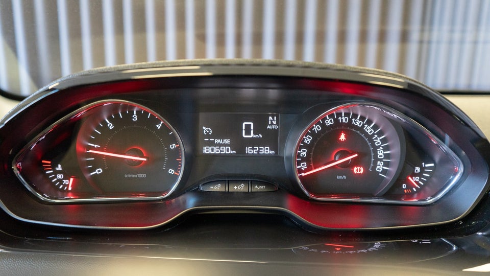 Peugeot 208 1,4 e-HDi 68 Active ESG 5d