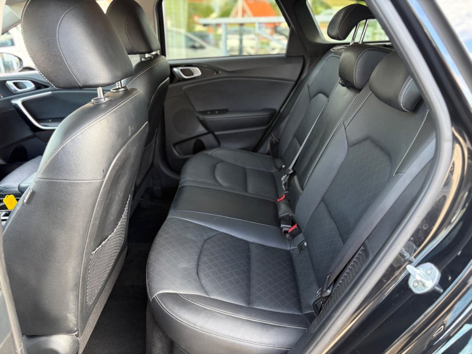 Kia Ceed 1,6 PHEV Upgrade SW DCT 5d