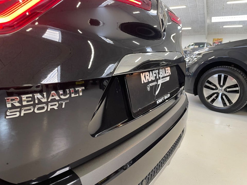 Renault Megane IV 1,6 TCe 205 GT Sport Tourer EDC 5d