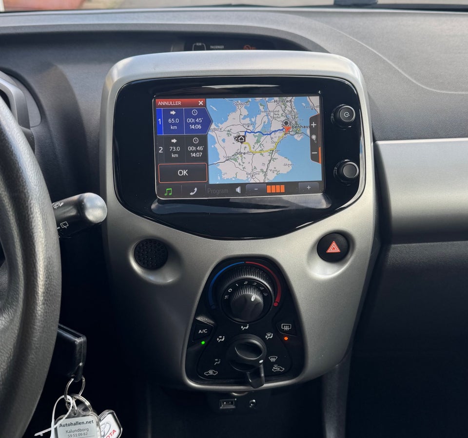 Toyota Aygo 1,0 VVT-i x-press x-touch 5d