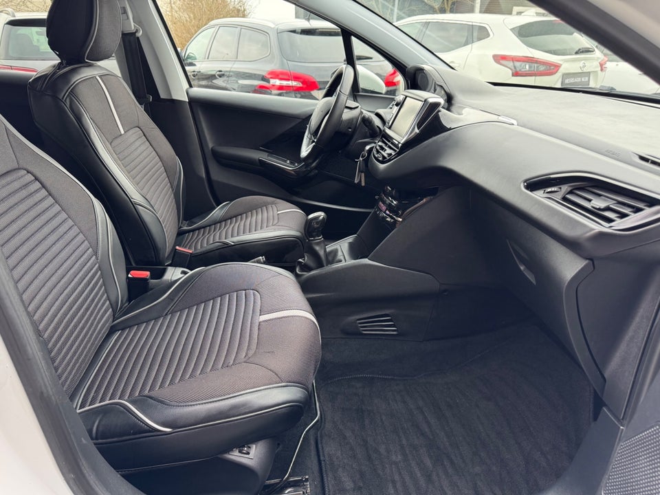 Peugeot 208 1,6 BlueHDi 75 Active 5d