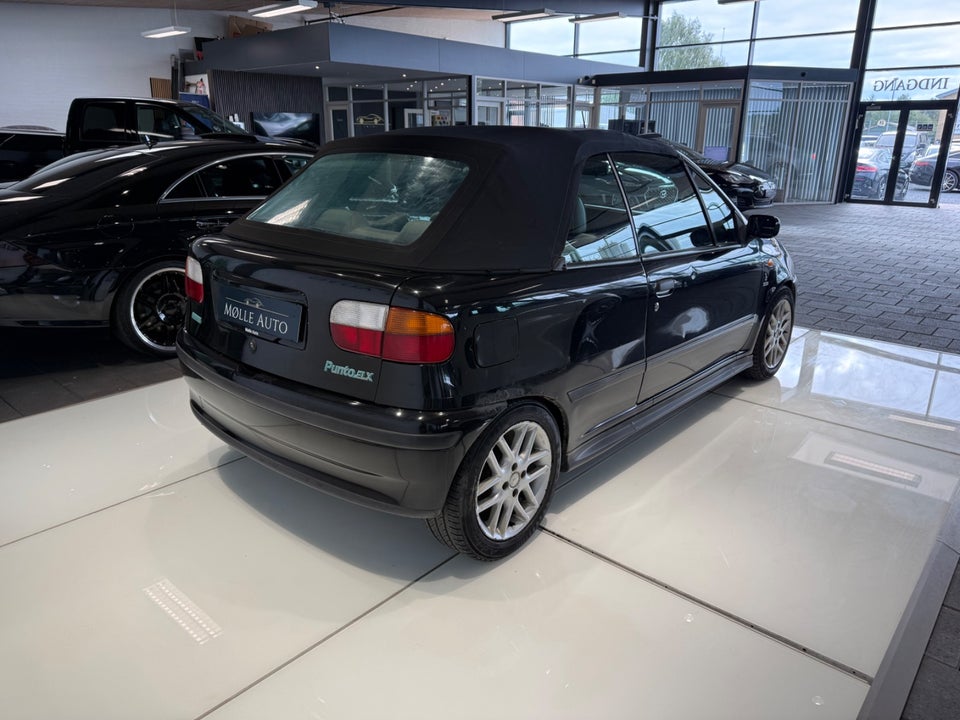 Fiat Punto 1,6 ELX Cabriolet 2d