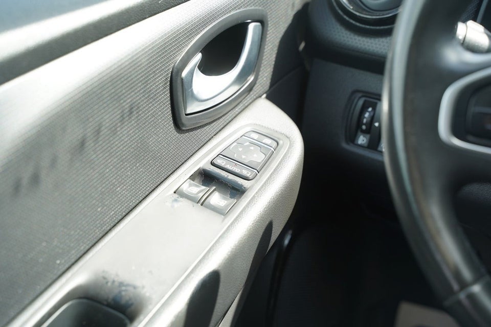 Renault Clio IV 1,5 dCi 90 Zen Sport Tourer 5d