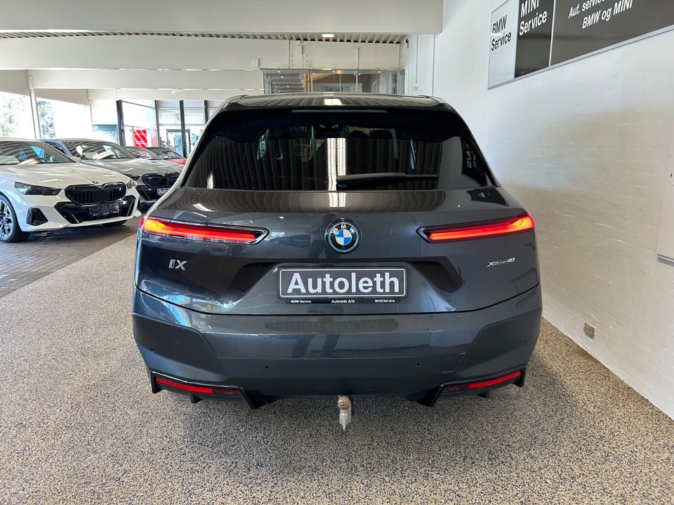 BMW iX xDrive40 5d