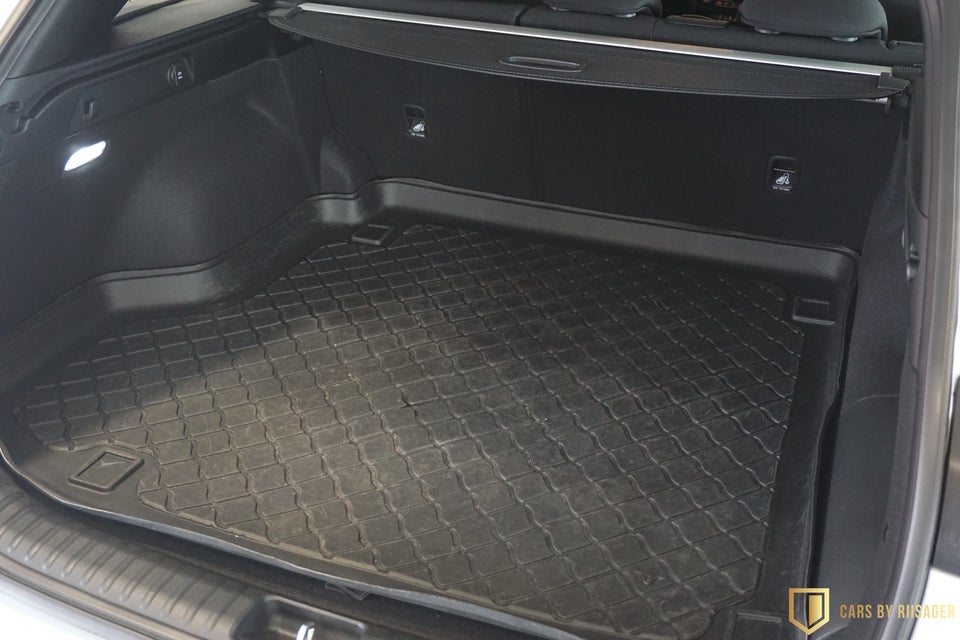 Kia Ceed 1,6 PHEV Prestige SW DCT 5d