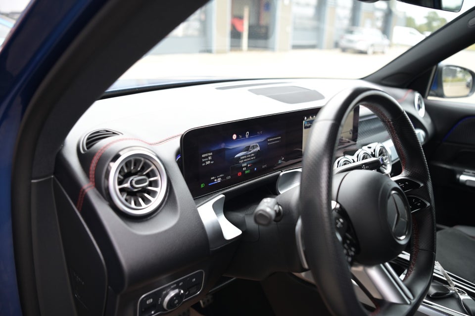 Mercedes EQB250+ AMG Line 7prs 5d