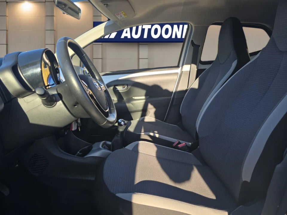 Toyota Aygo 1,0 VVT-i x-cite 5d