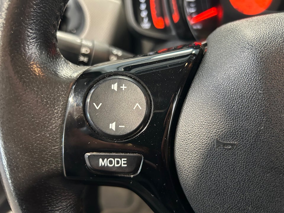 Peugeot 108 1,0 e-VTi 72 Allure 5d
