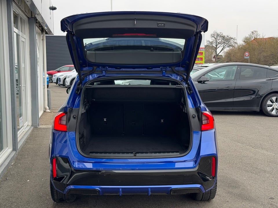 BMW iX1 xDrive30 M-Sport 5d