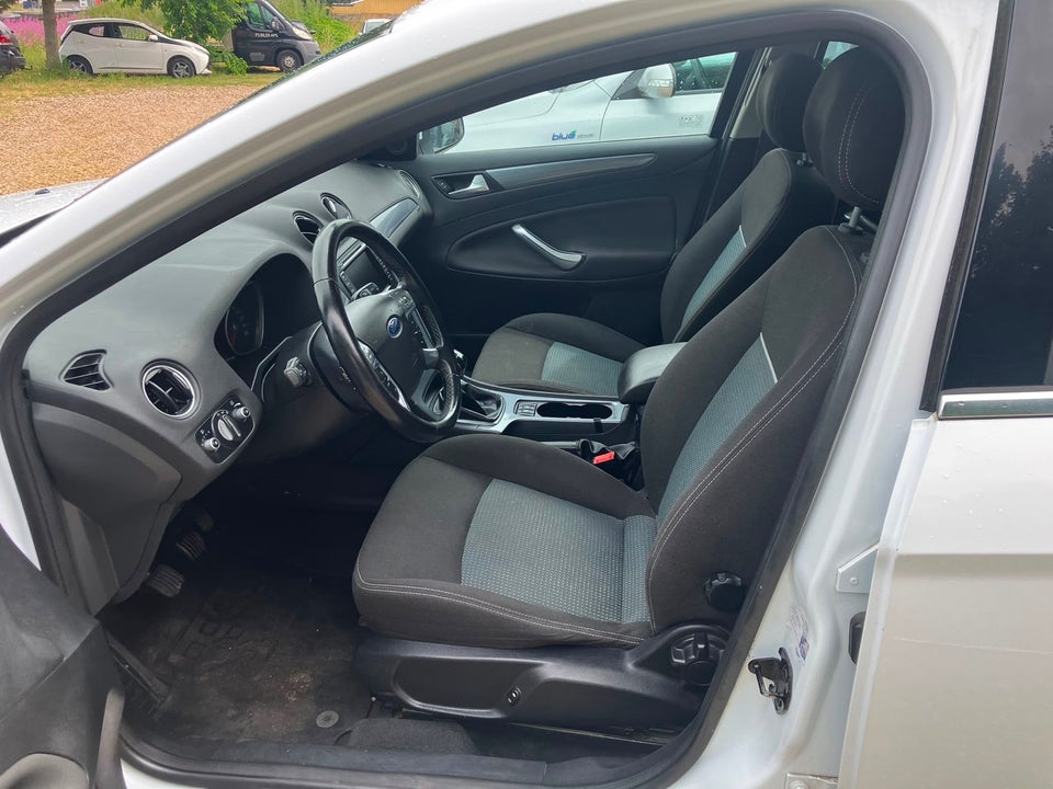 Ford Mondeo 2,0 TDCi 140 Collection stc. 5d