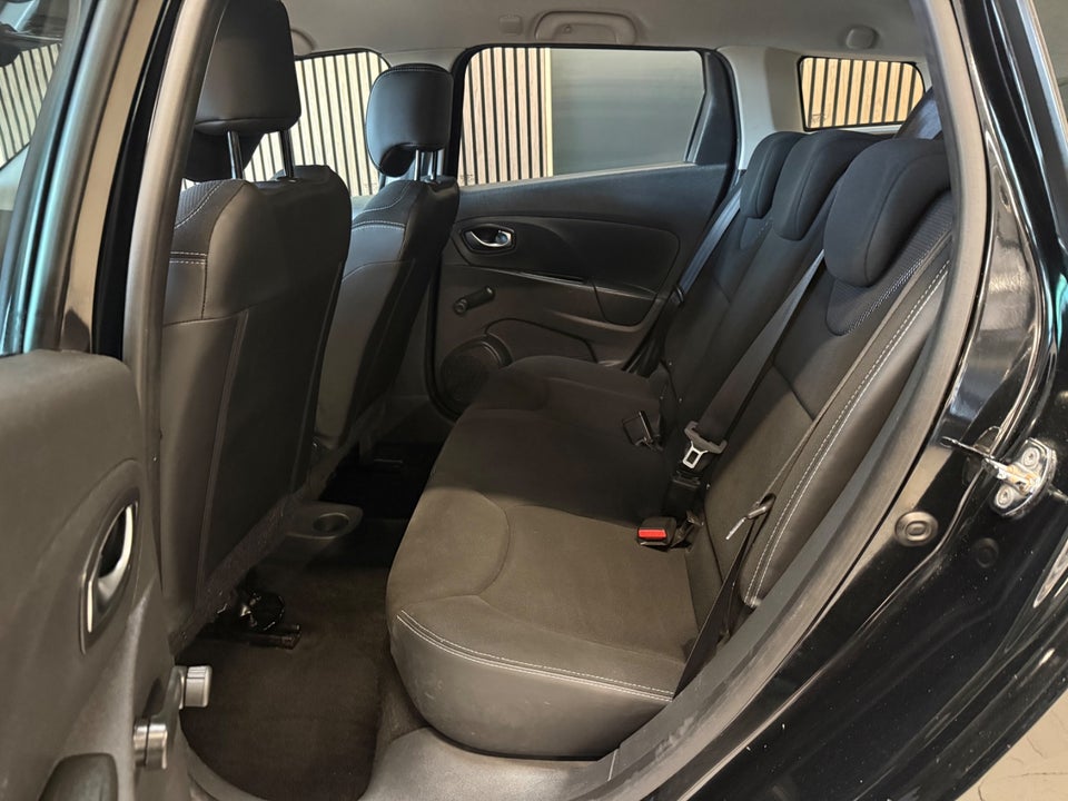 Renault Clio IV 0,9 TCe 90 Expression Sport Tourer 5d