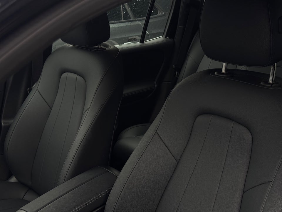 Mercedes EQB250+ Progressive 5d