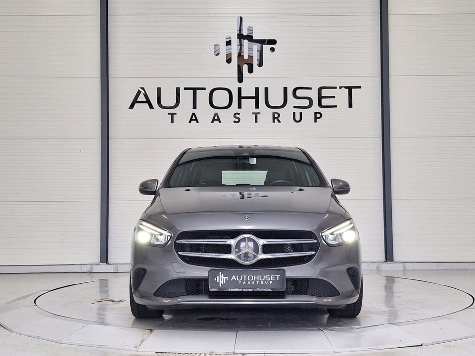 Mercedes B200 1,3 Progressive aut. 5d