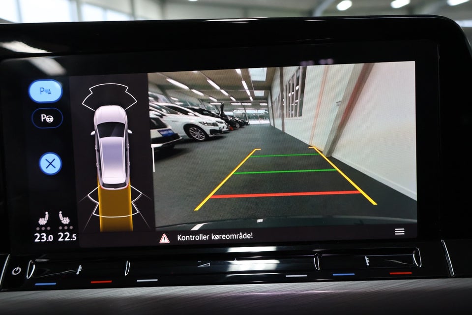 VW Golf VIII 1,5 eTSi 150 Style Variant DSG 5d