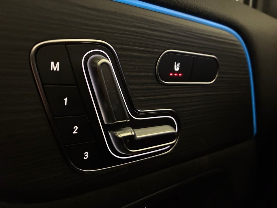 Mercedes EQA350 AMG Line 4Matic 5d