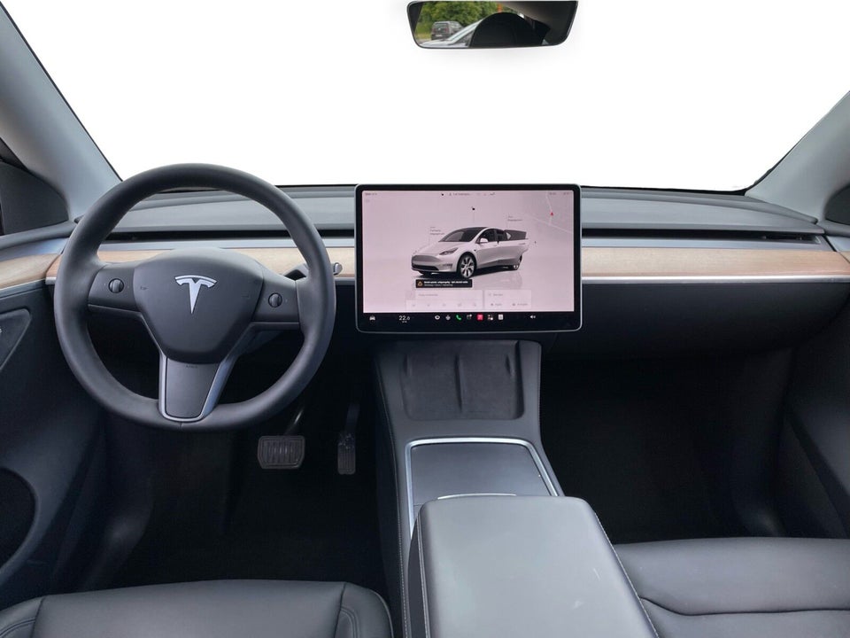 Tesla Model Y Long Range AWD 5d