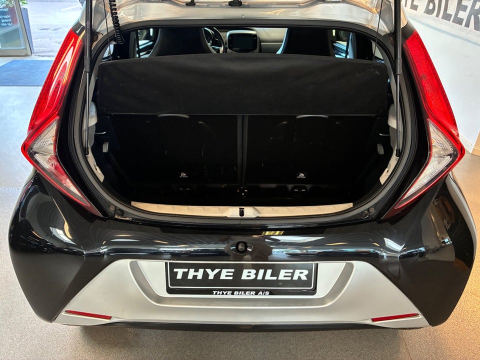 Toyota Aygo 1,0 VVT-i x-clusiv 5d