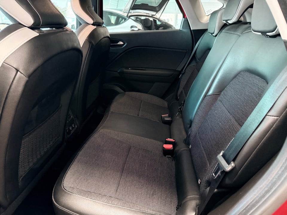 Renault Captur 1,6 E-Tech Intens 5d