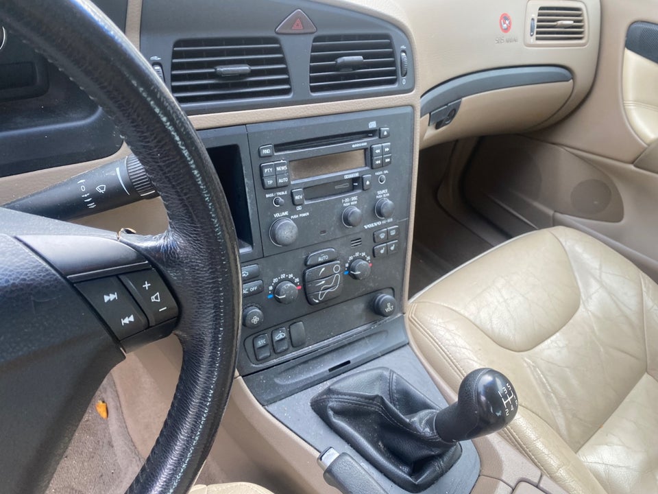 Volvo S60 2,4 140 4d