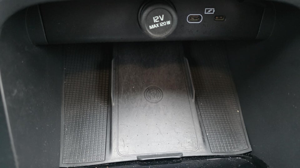 Volvo XC40 P6 ReCharge Plus 5d