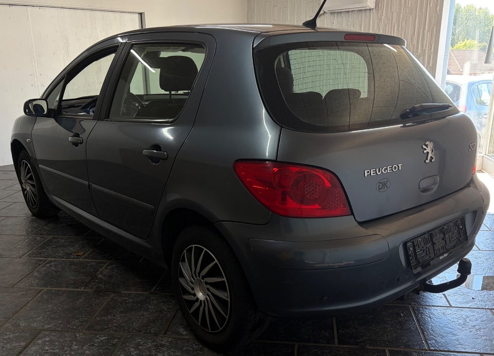 Peugeot 307 1,6 5d