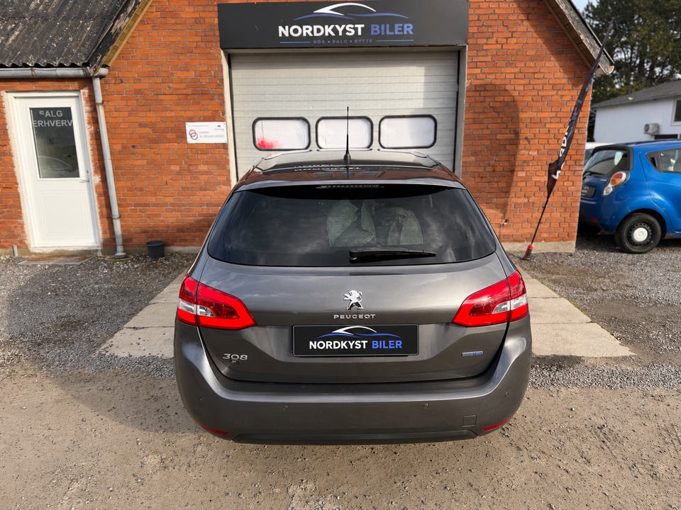 Peugeot 308 1,6 BlueHDi 120 Allure SW 5d