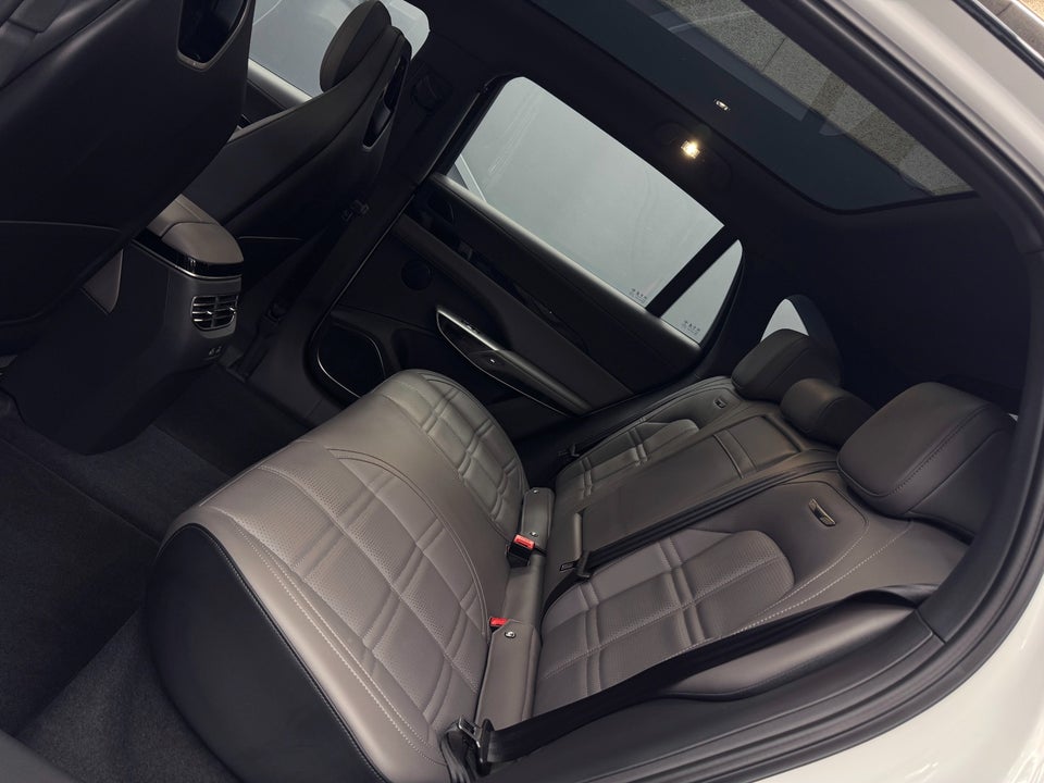Hongqi EHS7 111 Exclusive 5d