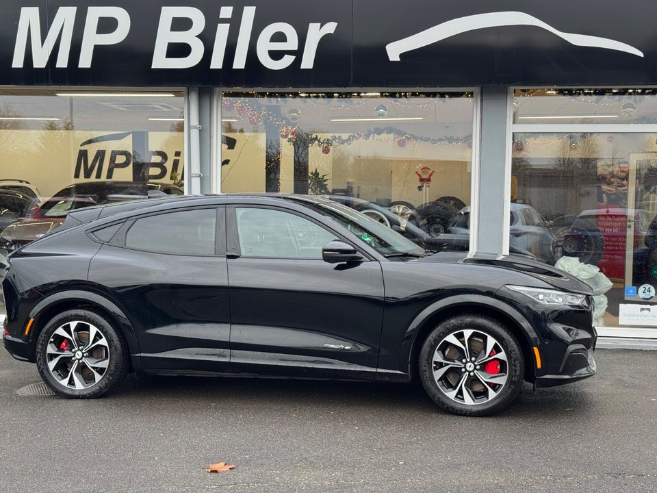 Ford Mustang Mach-E 98 Premium Extended Range 5d