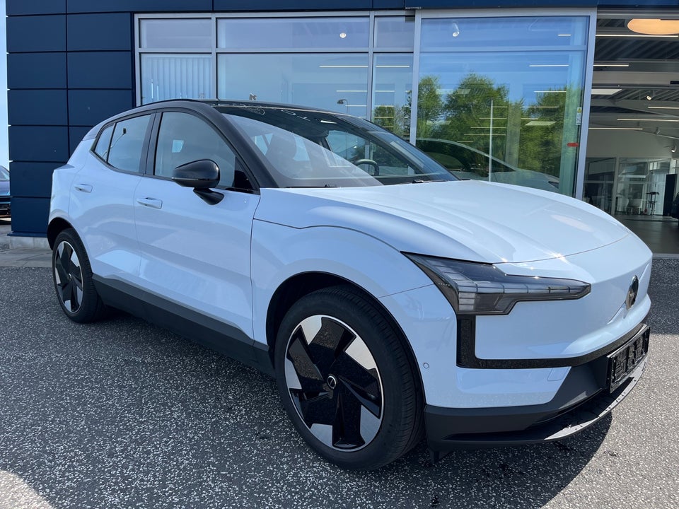 Volvo EX30 Extended Range Ultra 5d