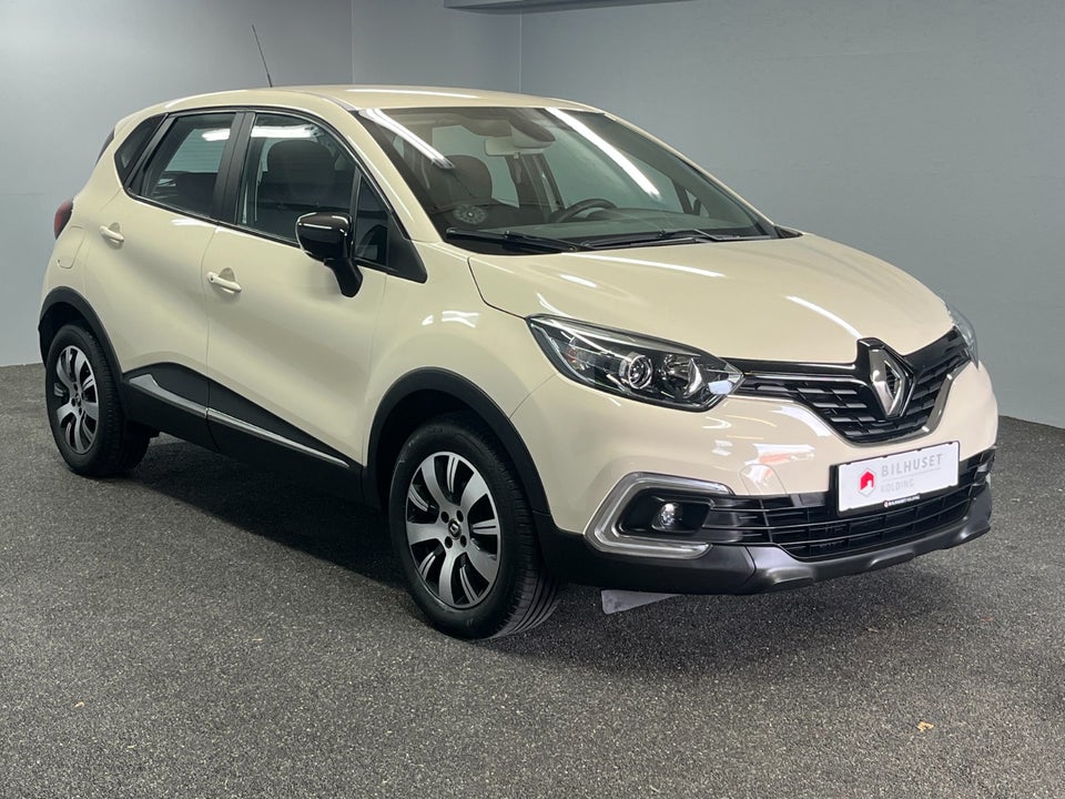 Renault Captur 0,9 TCe 90 Urban 5d