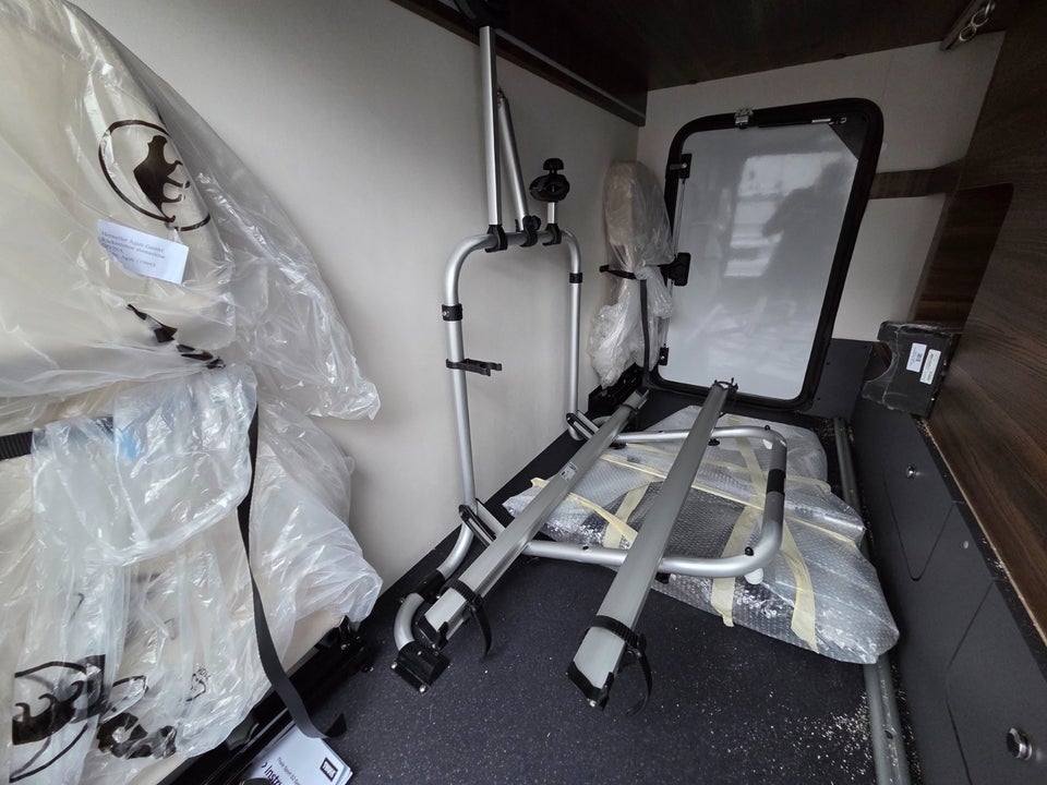 Laika Ecovip 2,2 L4009 DS aut. 3d