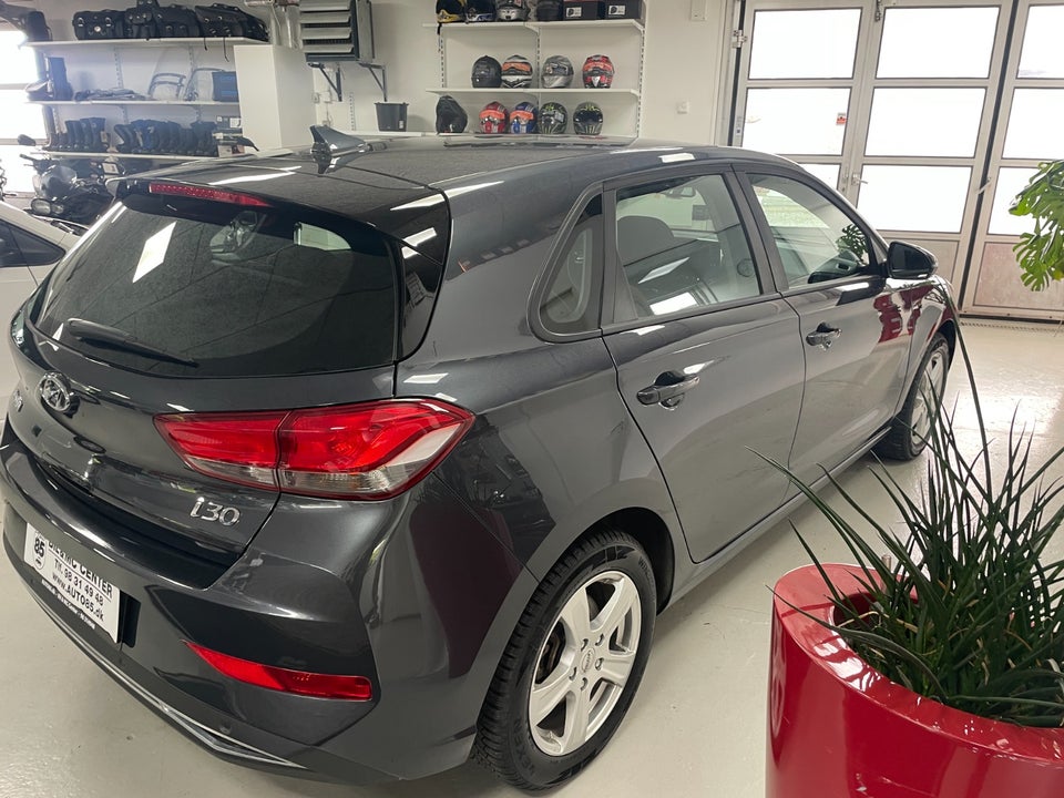 Hyundai i30 1,0 T-GDi Essential 5d