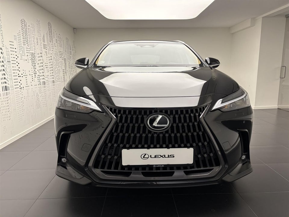 Lexus NX450h+ 2,5 Business+ aut. AWD 5d