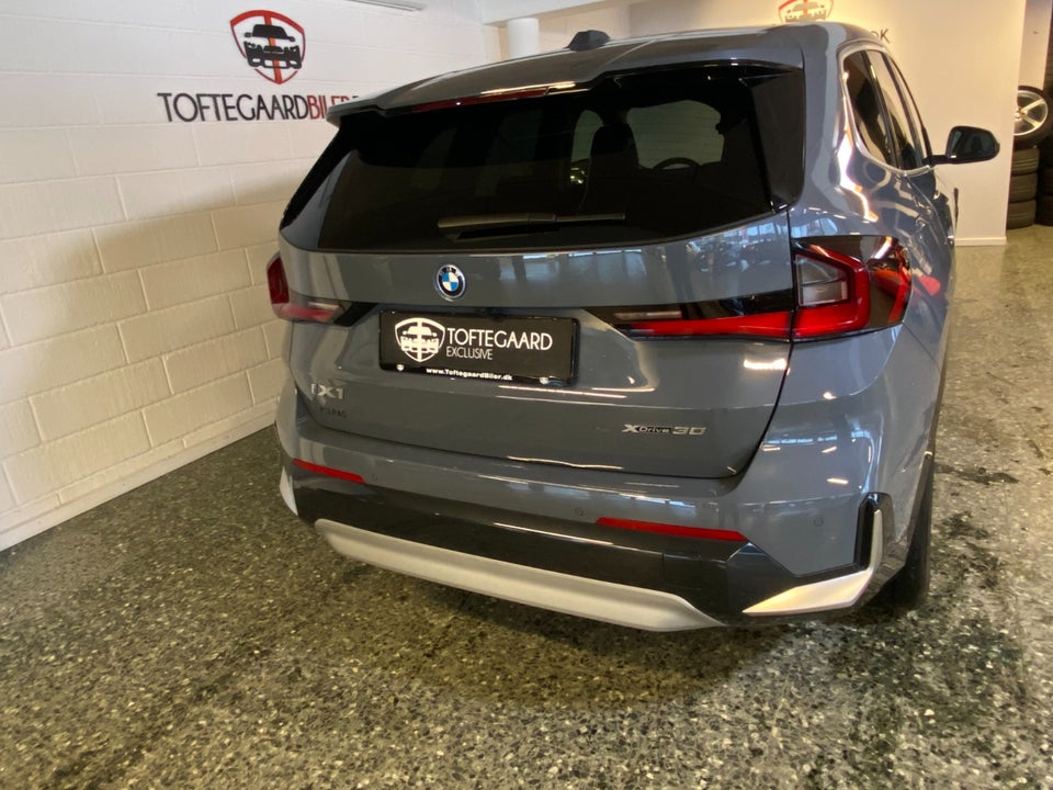 BMW iX1 xDrive30 X-Line 5d