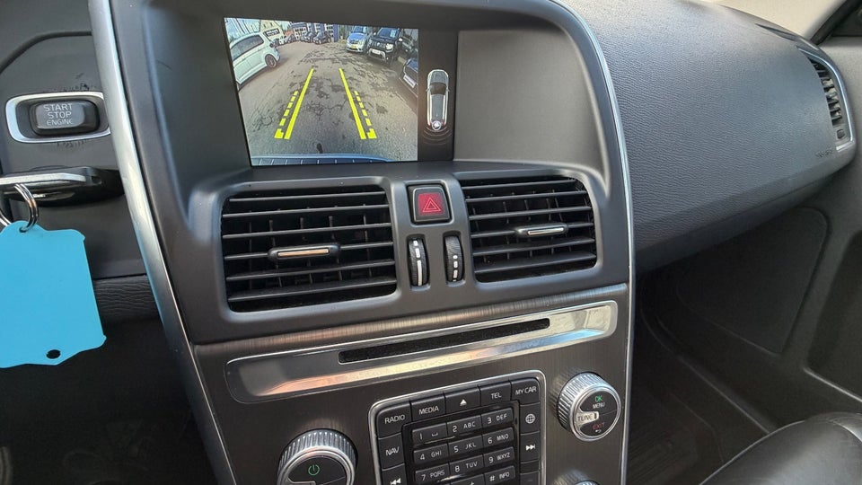 Volvo XC60 2,0 D4 181 Momentum aut. 5d