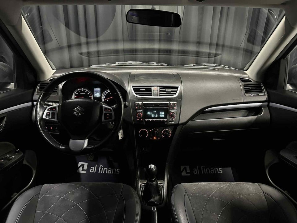 Suzuki Swift 1,2 Dualjet Style 5d