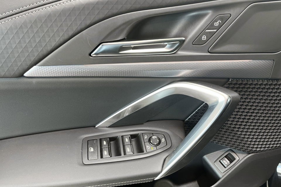 BMW iX2 eDrive20 M-Sport 5d