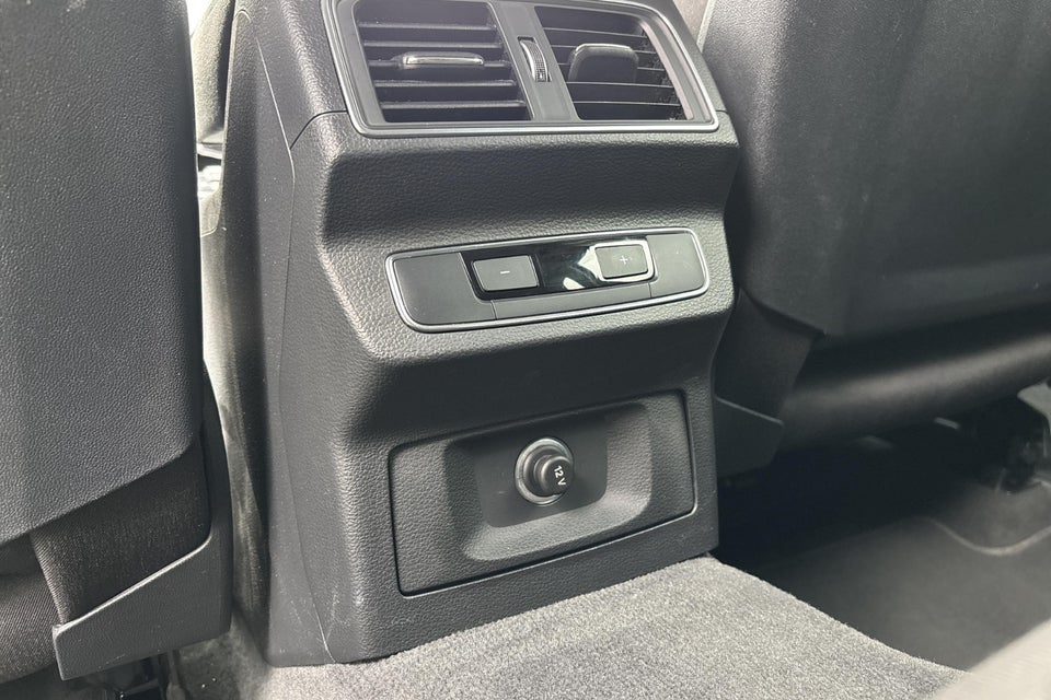 Audi Q5 40 TDi Sport quattro S-tr. 5d
