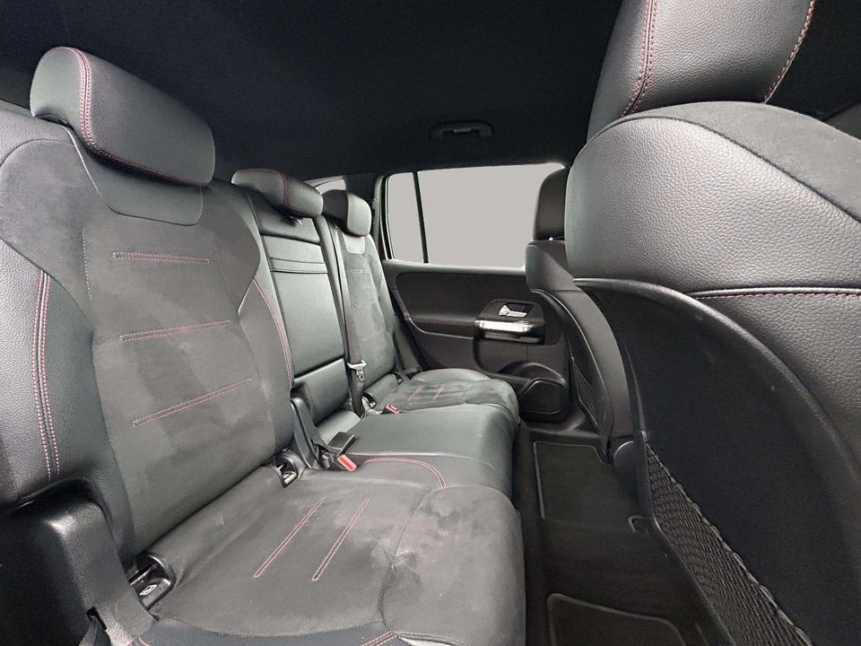 Mercedes EQB250 AMG Line 5d