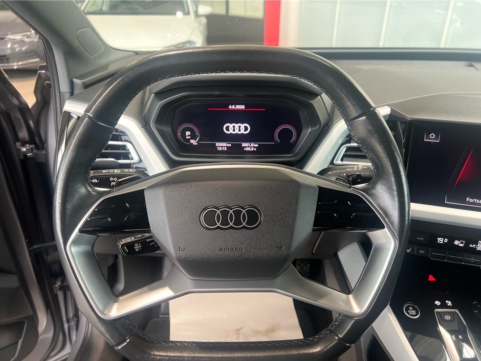 Audi Q4 e-tron 50 S-line quattro 5d