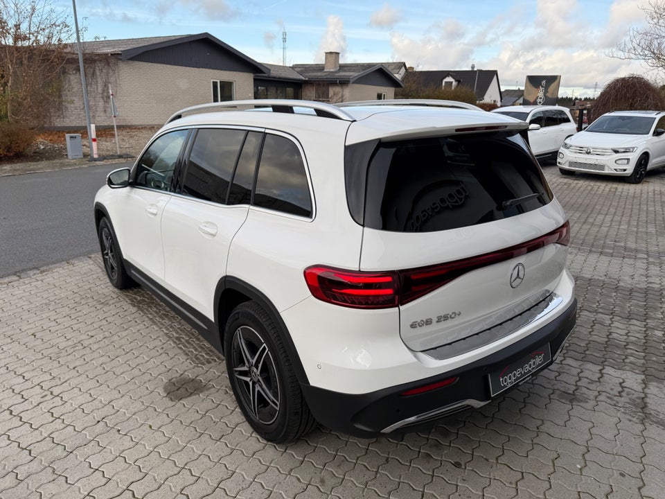 Mercedes EQB250+ AMG Edition 5d