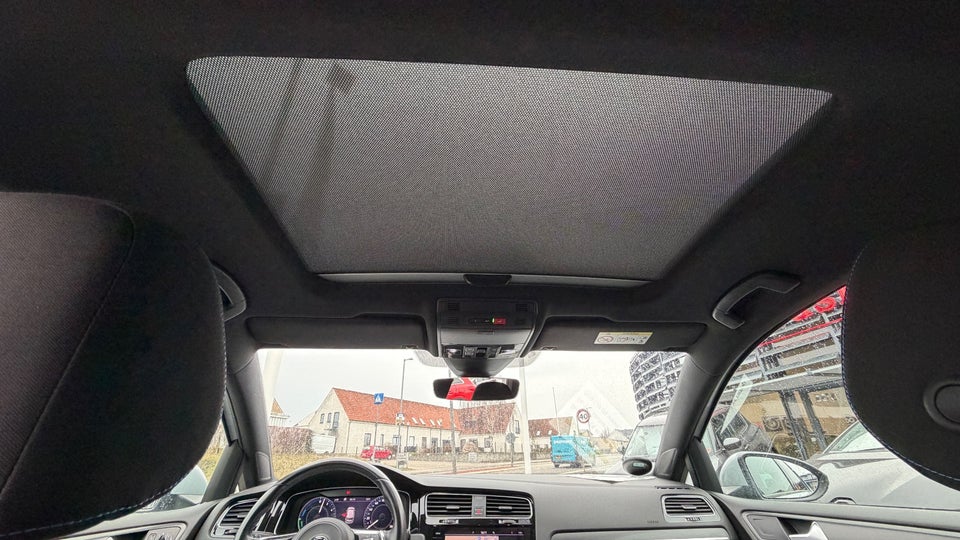 VW Golf VII 1,4 GTE DSG 5d