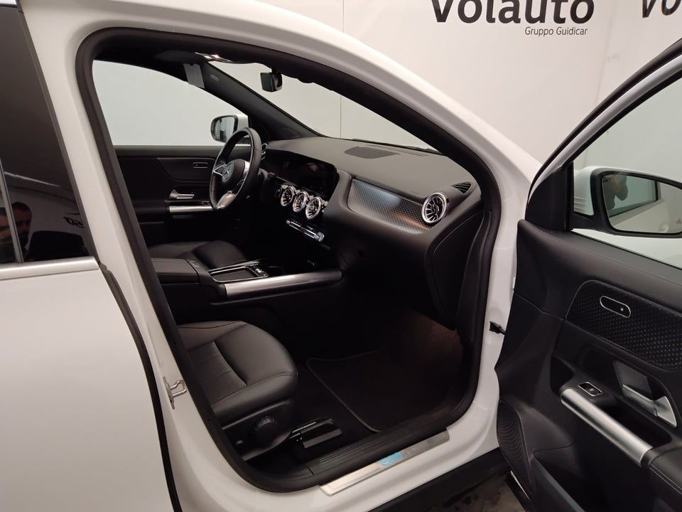 Mercedes EQA250+ Progressive 5d