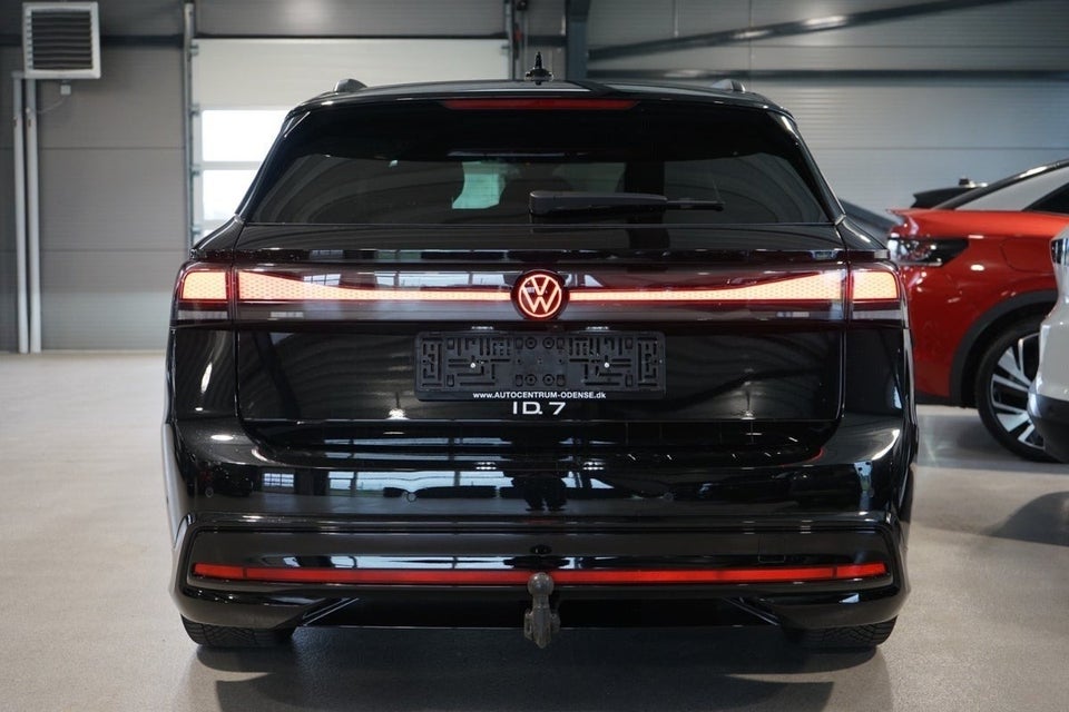 VW ID.7 77 Pro Tourer 5d